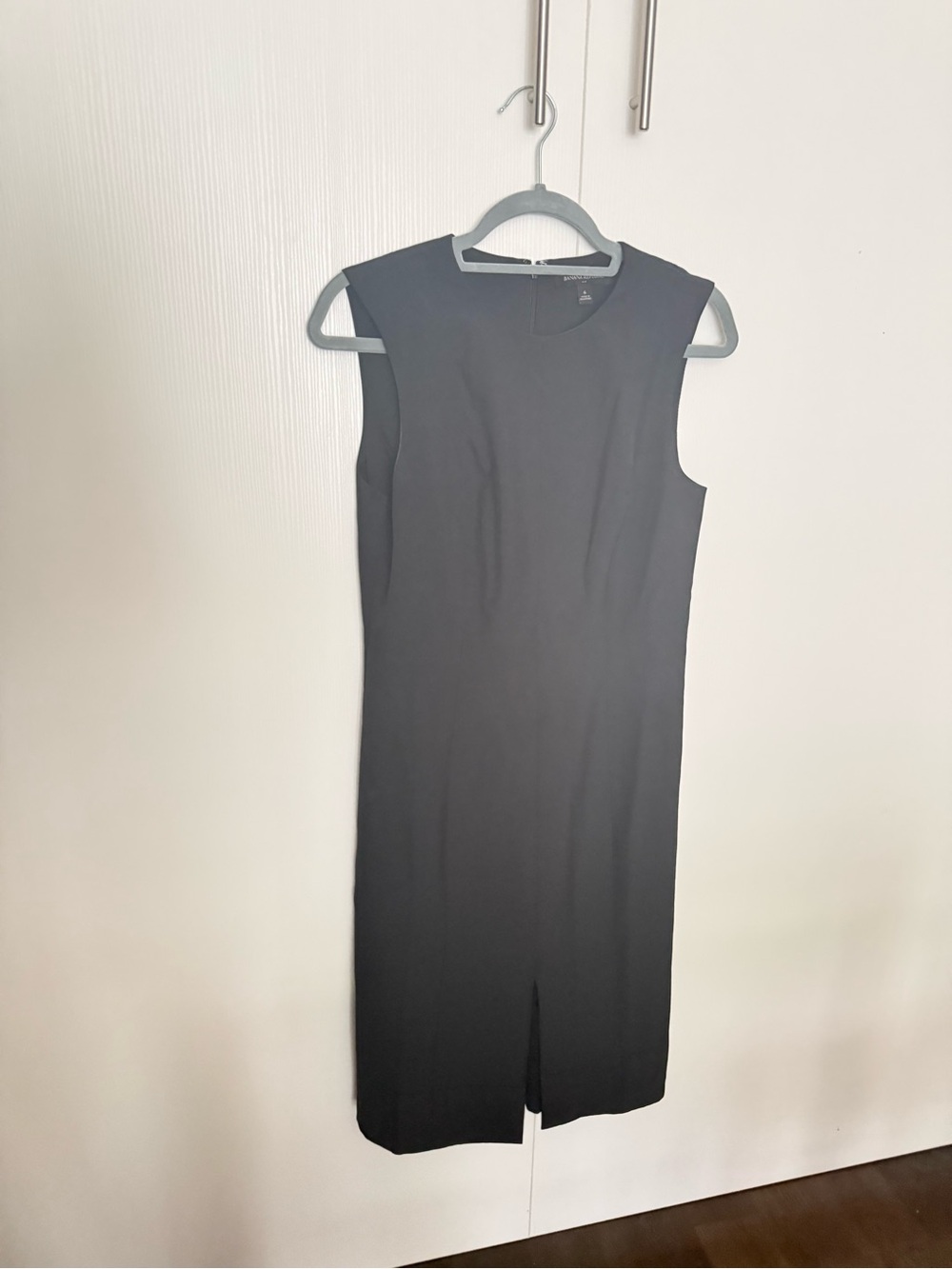 Banana Republic Black Sheath Dress with Front Slit size 6 business casual